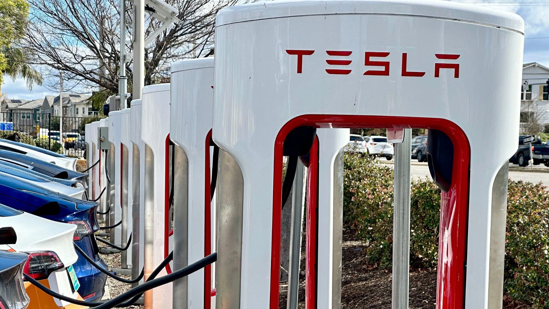 Massachusetts Tesla Stations Torched—Musk Targeted by Left-Wing Rage [WATCH]