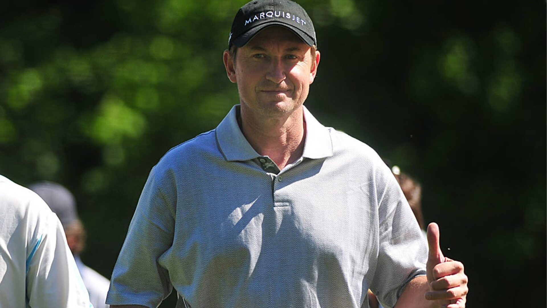 Wayne Gretzky’s New Hat Trick: MAGA, Mar-a-Lago, Meltdowns!