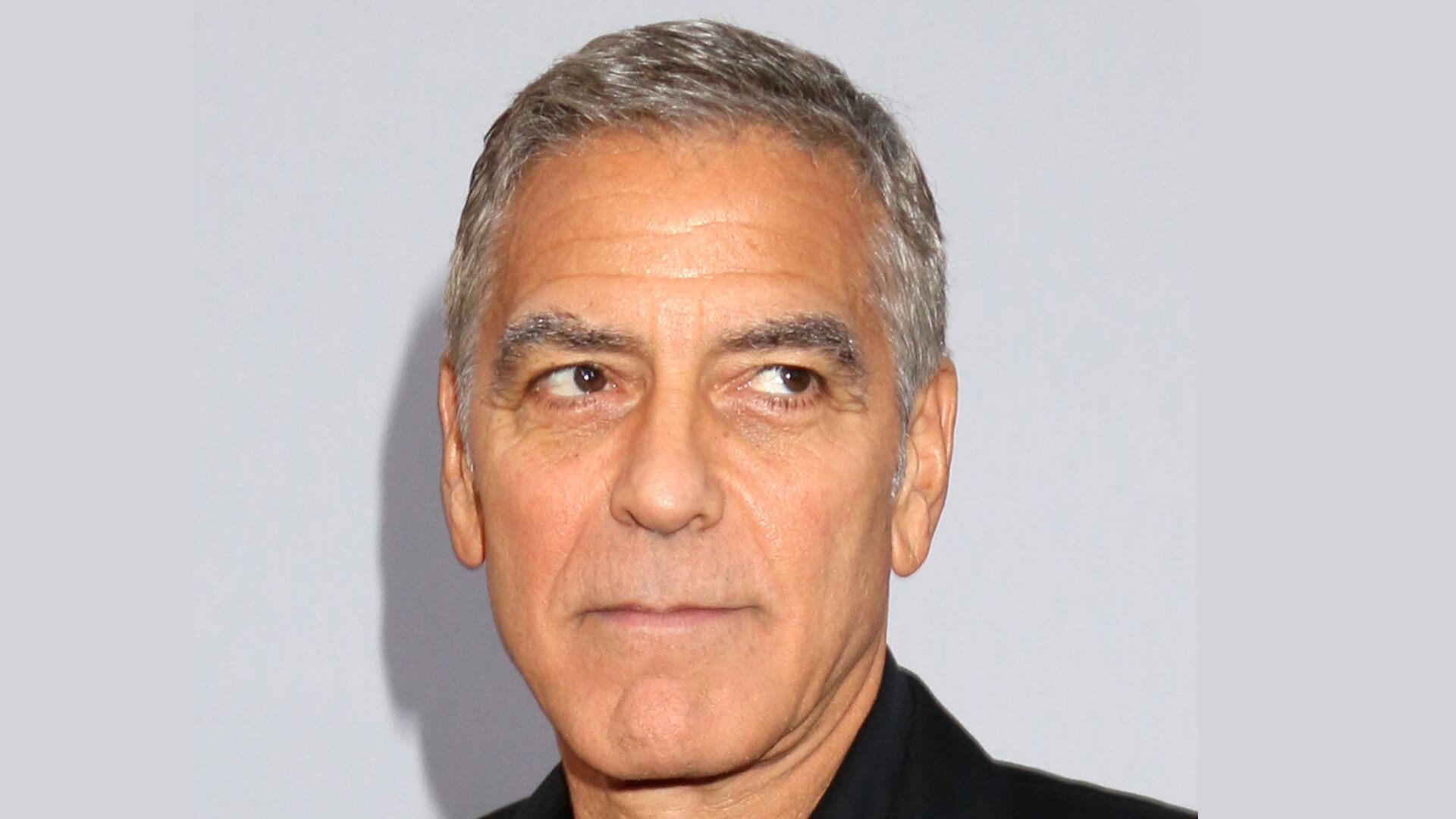 From Star to Scapegoat: Whining Clooney Backs Out of Politics