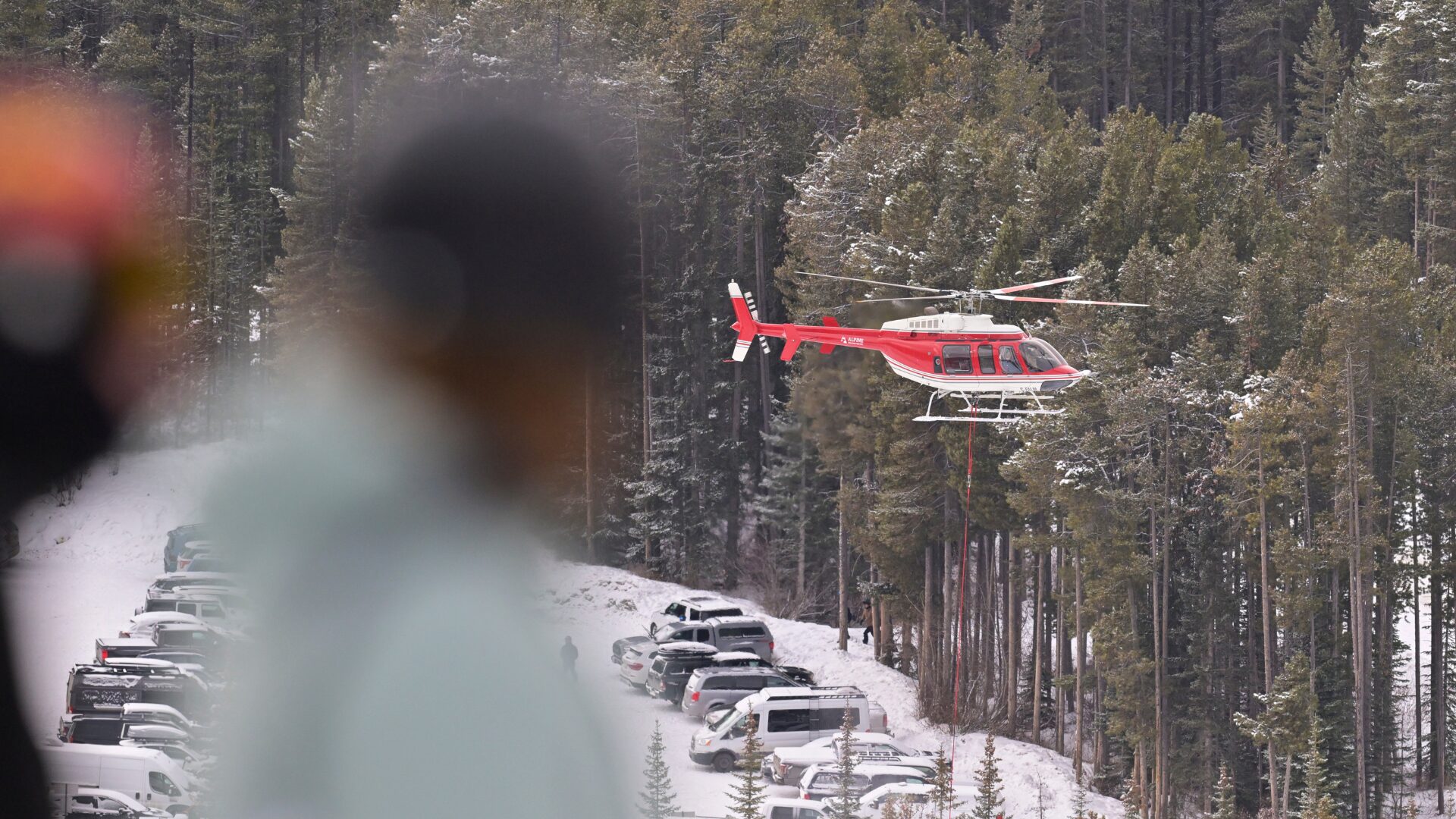 Apple Watch Feature Helps Save Injured Skiers After 1,000-Foot Plunge [WATCH]