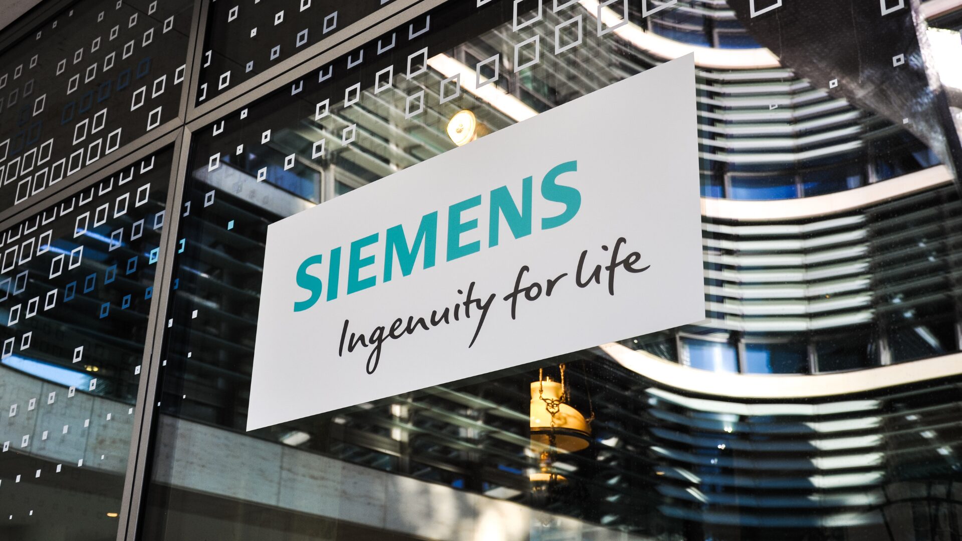 Siemens’ Bold Move: Billions Poured into U.S. Manufacturing [WATCH]