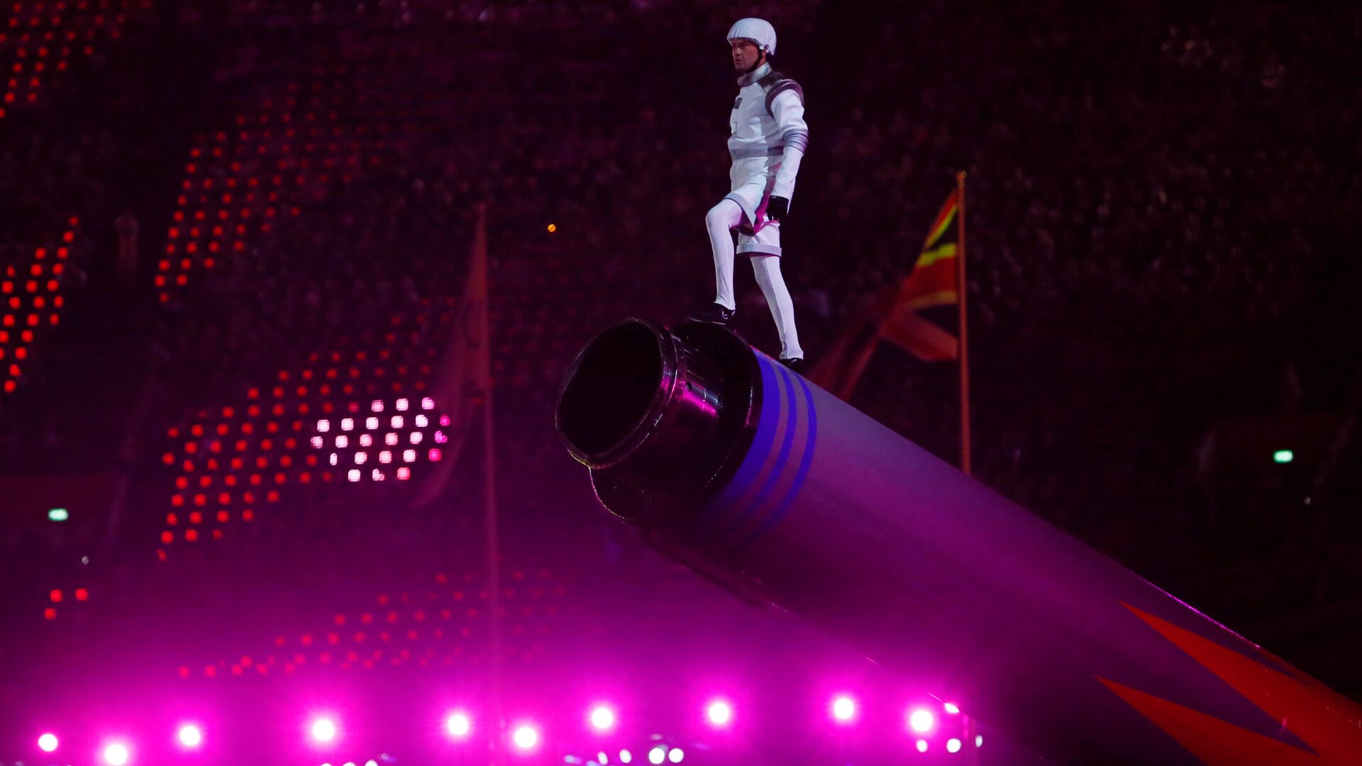 Daredevil’s Cannonball Stunt Goes Horribly Wrong in Front of Shocked Crowd [WATCH]